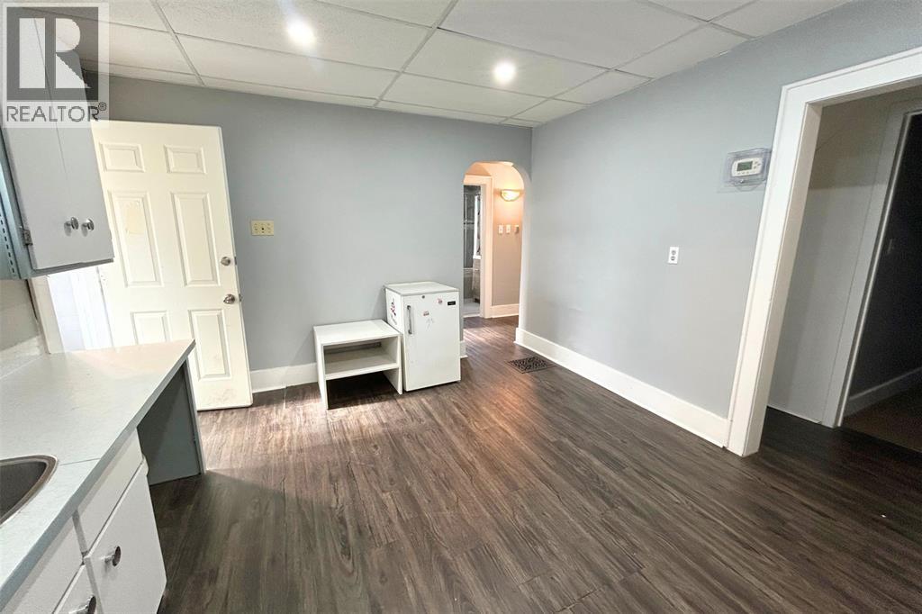 483 East Street North Unit# A, Sarnia, Ontario  N7T 6Y7 - Photo 3 - 25029127