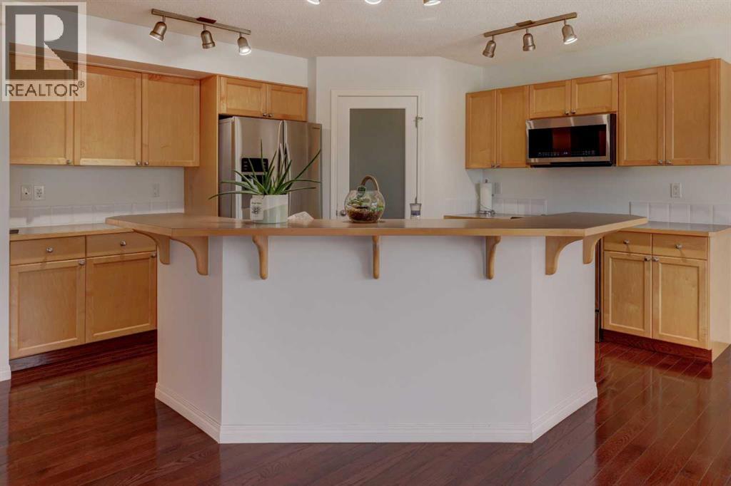 160 Rockywood Park Nw, Calgary, Alberta  T3G 5S1 - Photo 7 - A2263424