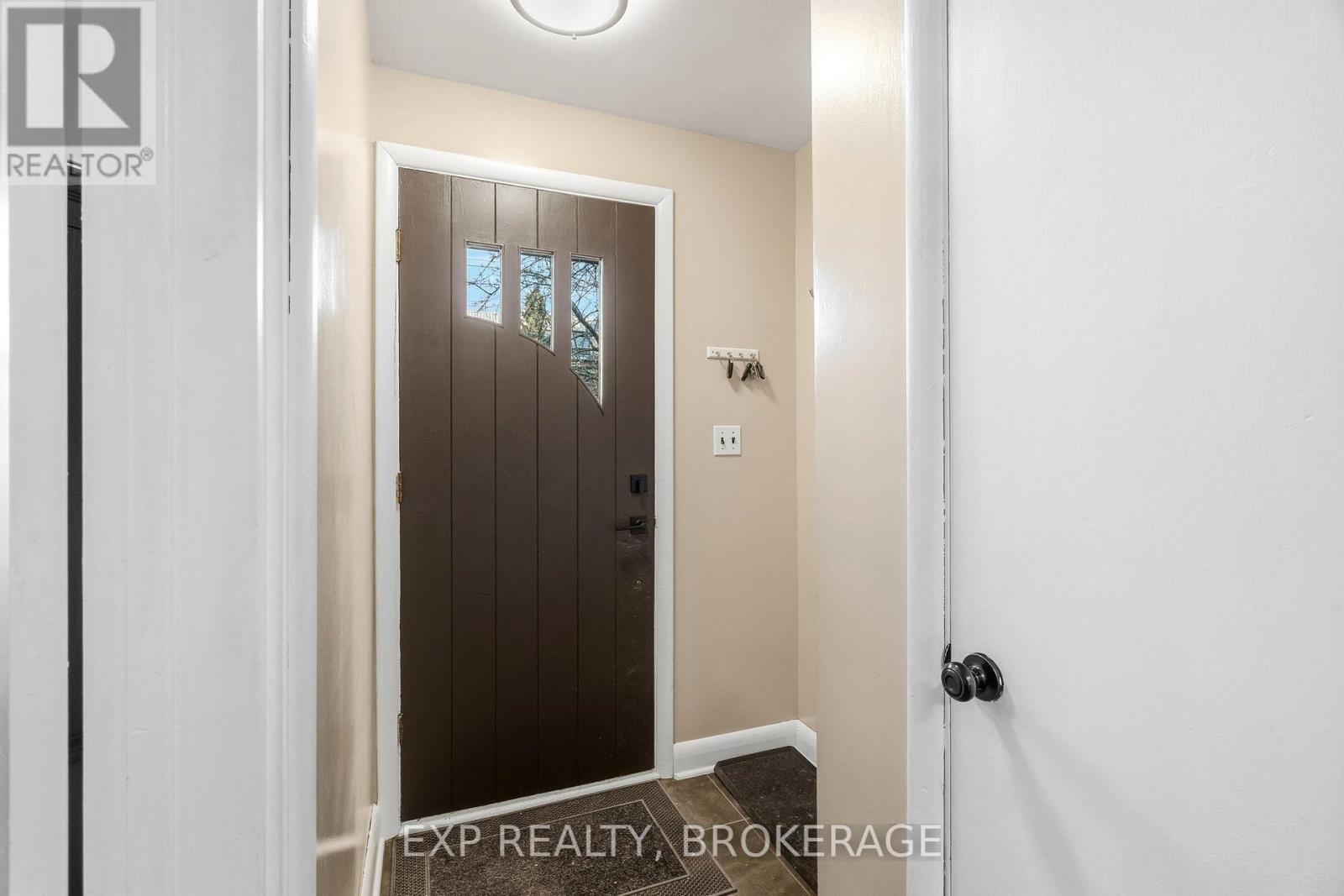 749 Front Road, Kingston, Ontario K7M 4L6 - Photo 5 - X12577632