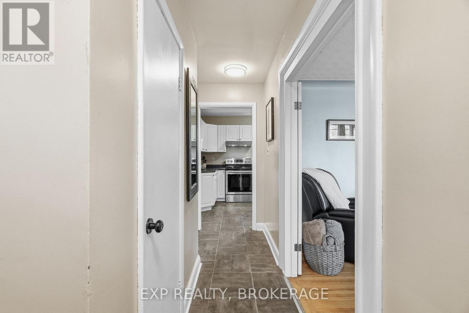 749 Front Road, Kingston, Ontario K7M 4L6 - Photo 6 - X12577632