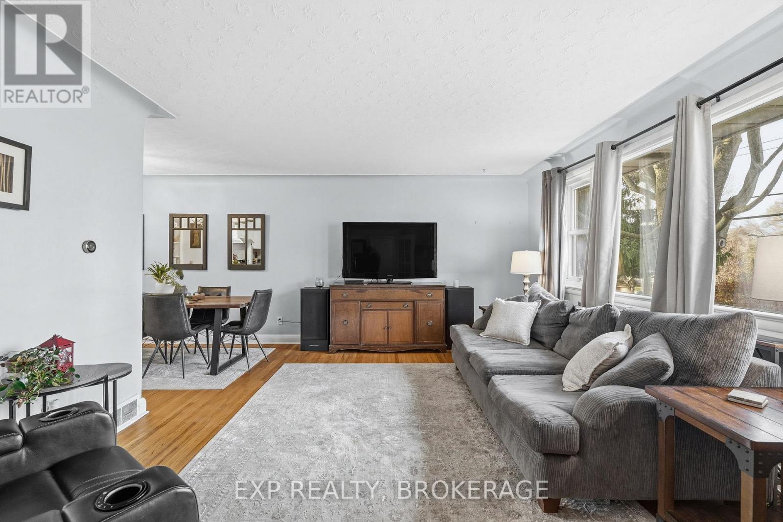 749 Front Road, Kingston, Ontario K7M 4L6 - Photo 7 - X12577632