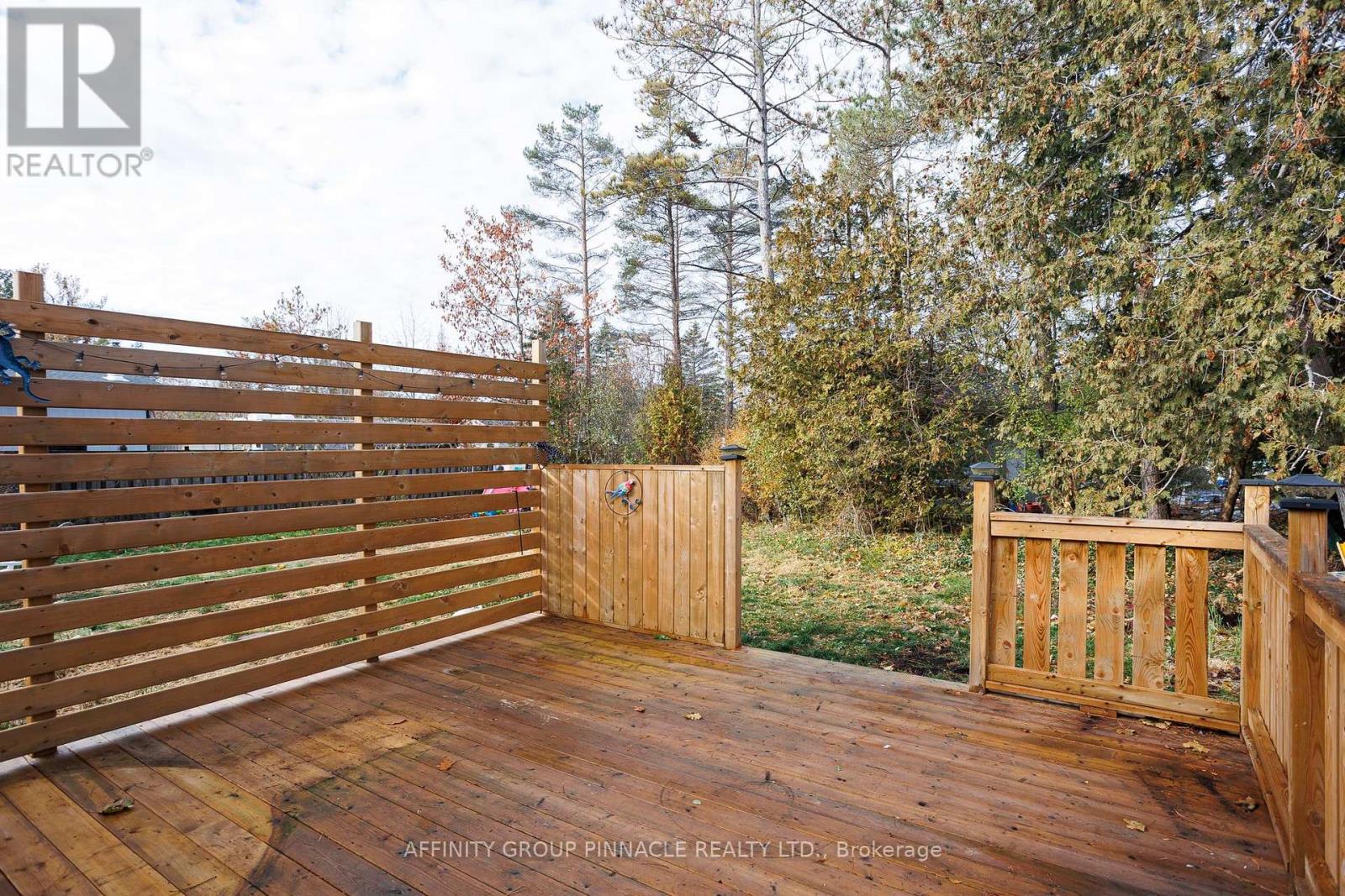 43 Parkhill Drive, Kawartha Lakes, Ontario  K0M 1N0 - Photo 10 - X12577702