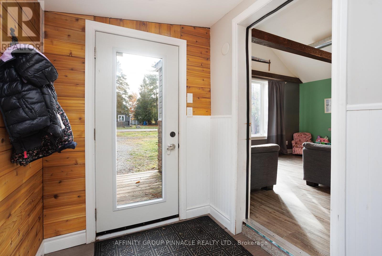 43 Parkhill Drive, Kawartha Lakes, Ontario  K0M 1N0 - Photo 11 - X12577702