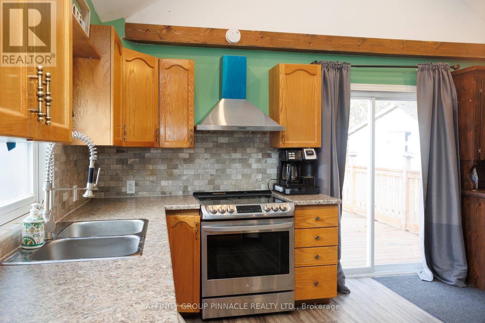 43 Parkhill Drive, Kawartha Lakes, Ontario  K0M 1N0 - Photo 23 - X12577702