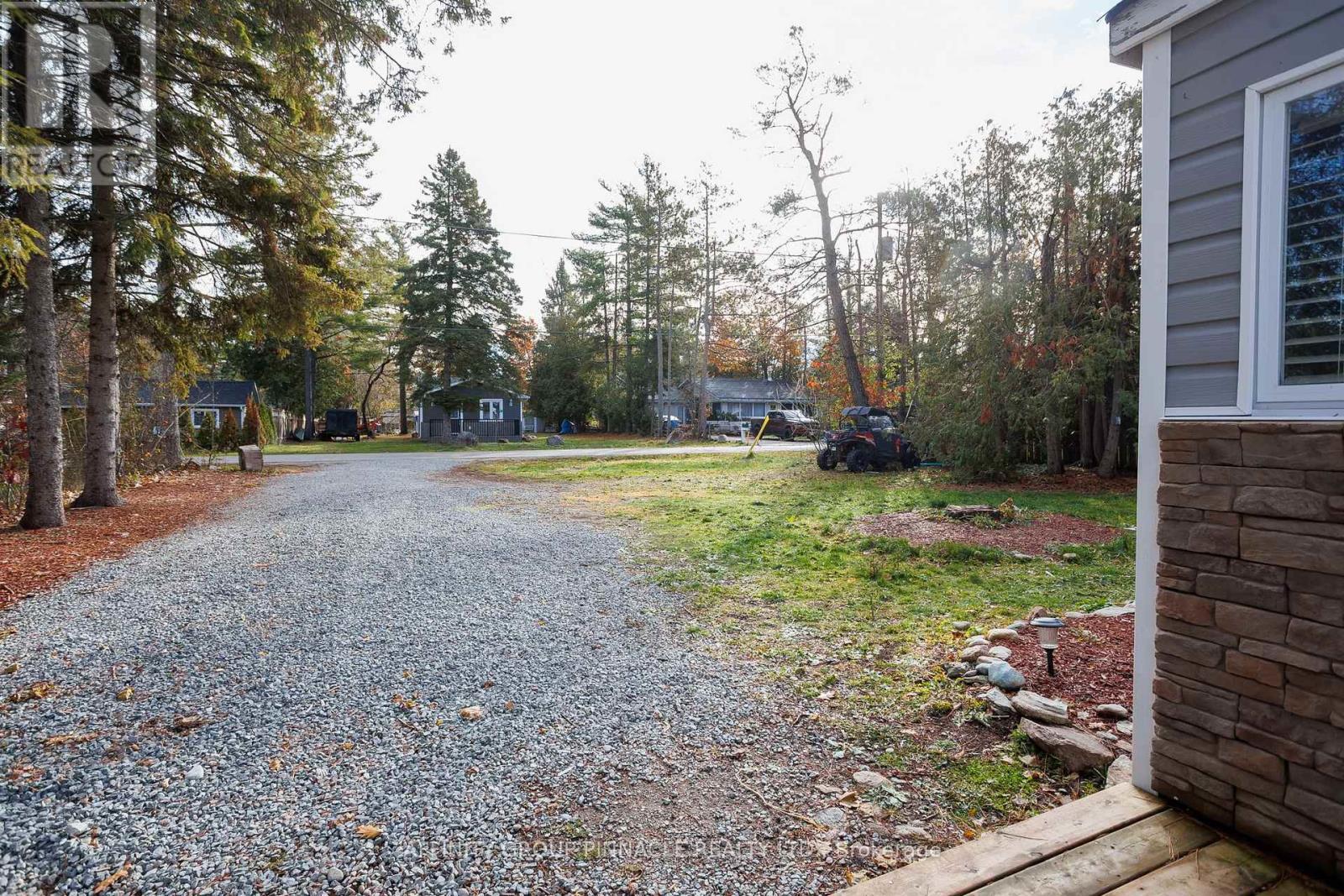 43 Parkhill Drive, Kawartha Lakes, Ontario  K0M 1N0 - Photo 40 - X12577702