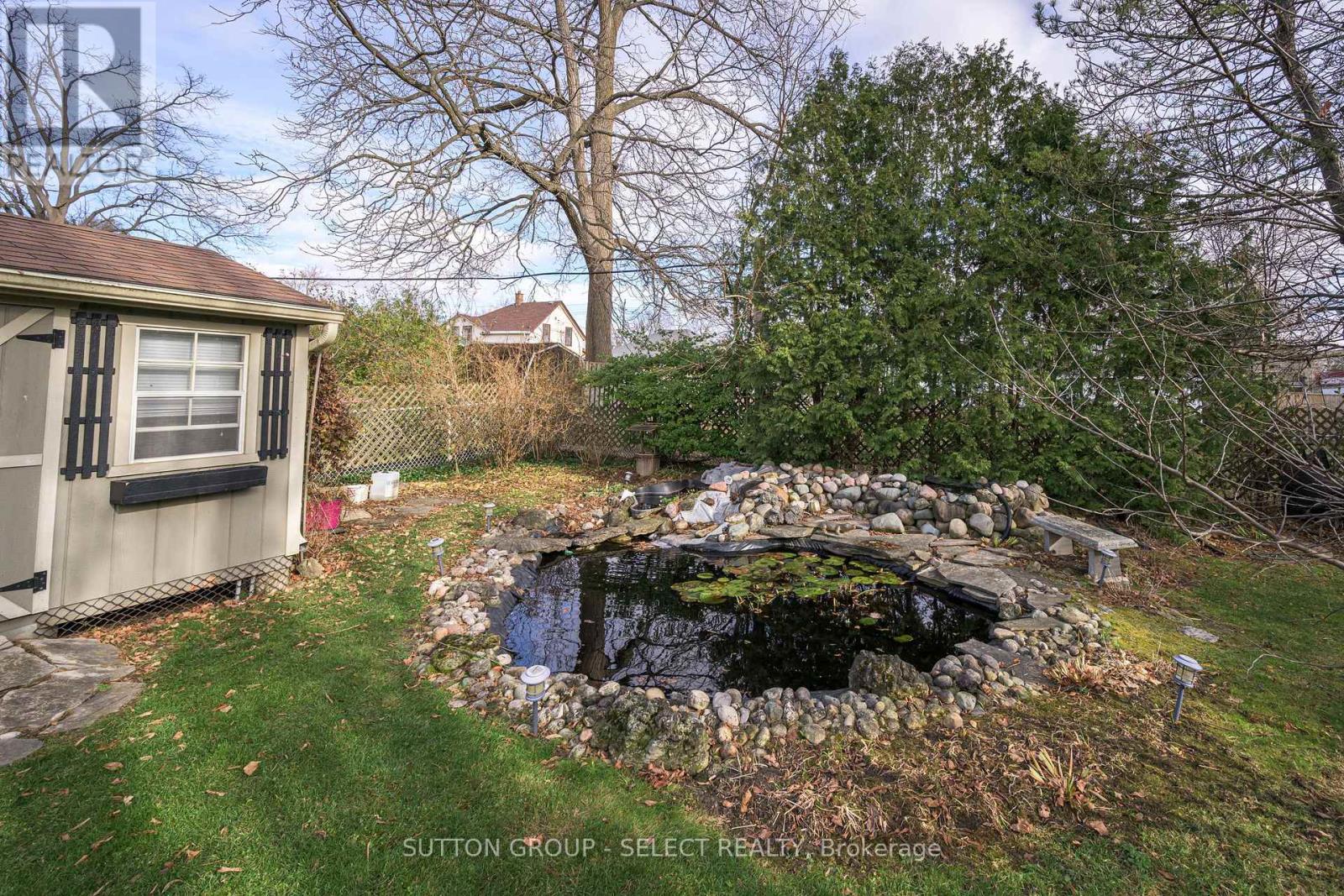 215 West Street, Central Elgin, Ontario  N0L 1B0 - Photo 16 - X12577634