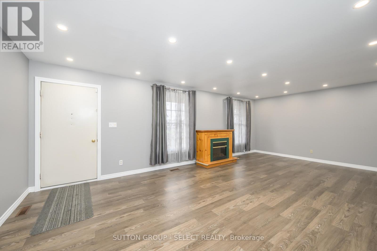 215 West Street, Central Elgin, Ontario  N0L 1B0 - Photo 21 - X12577634