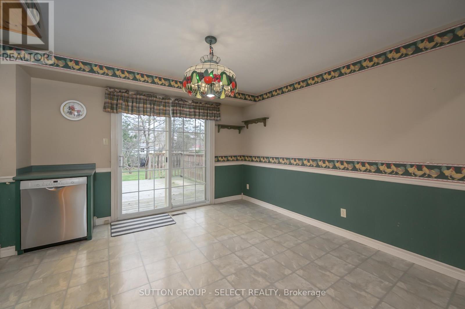 215 West Street, Central Elgin, Ontario  N0L 1B0 - Photo 26 - X12577634