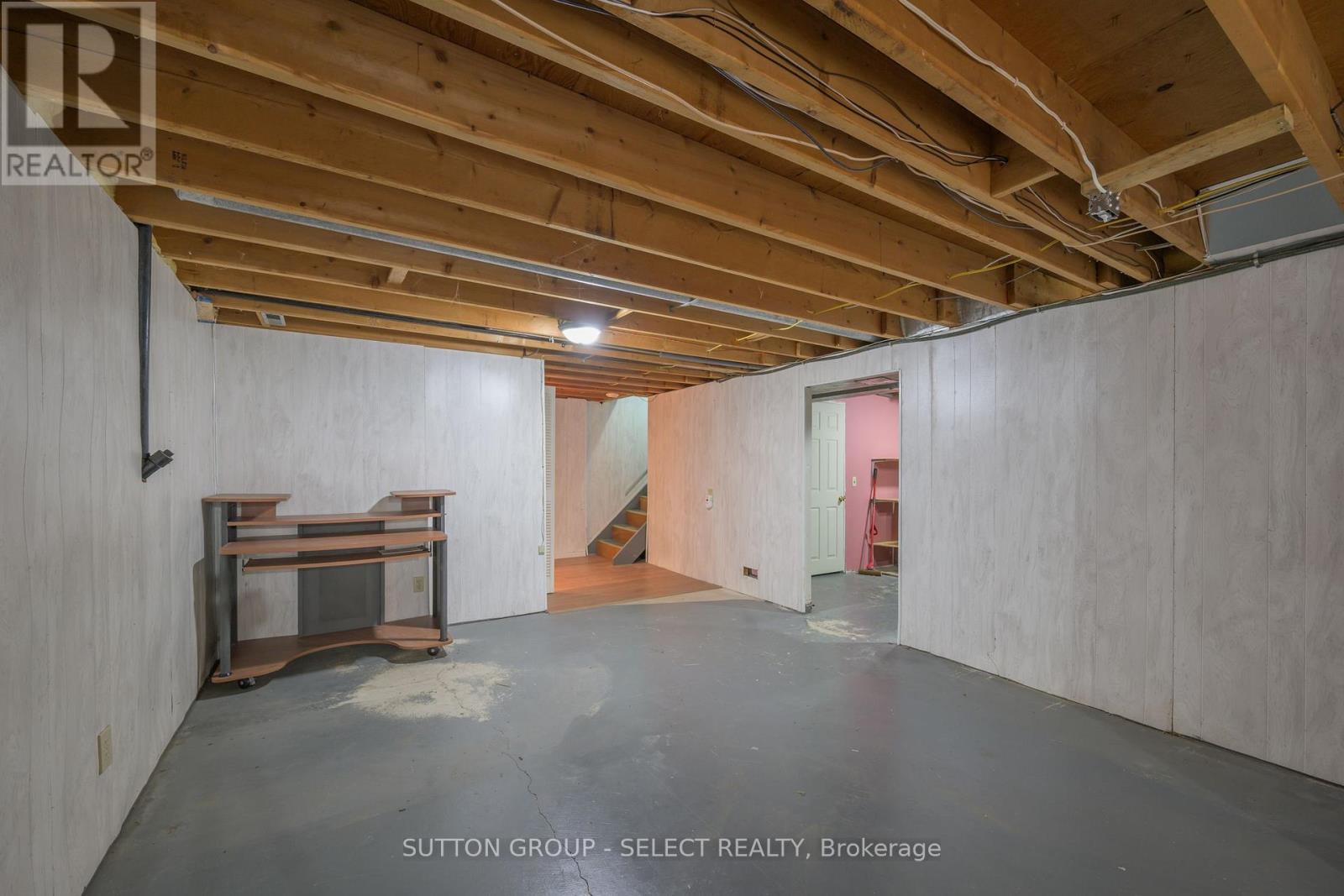 215 West Street, Central Elgin, Ontario  N0L 1B0 - Photo 45 - X12577634