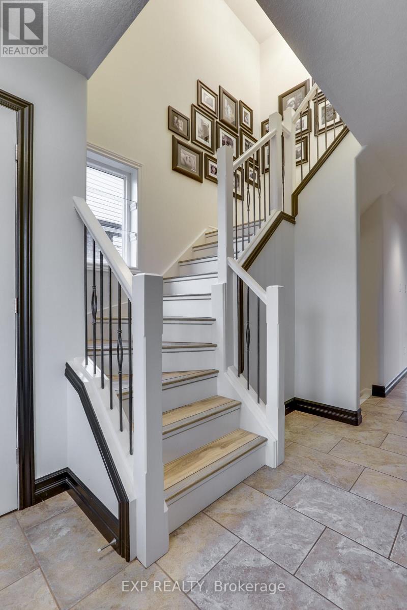 2701 Bateman Trail, London South, Ontario  N6L 0A9 - Photo 6 - X12577642