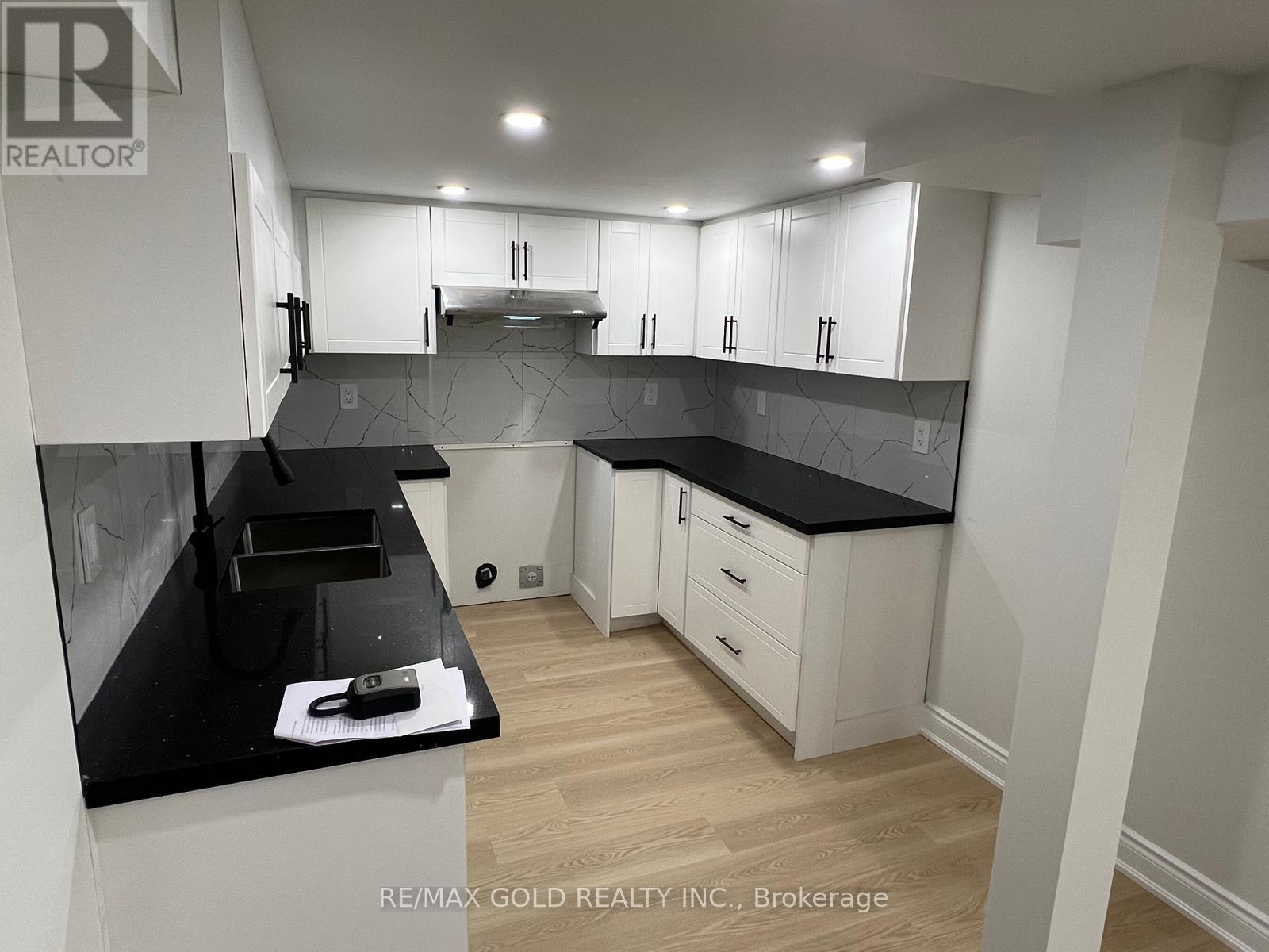 Bsmt - 888 Rexton Drive, Oshawa, Ontario  L1L 0V1 - Photo 3 - E12576614