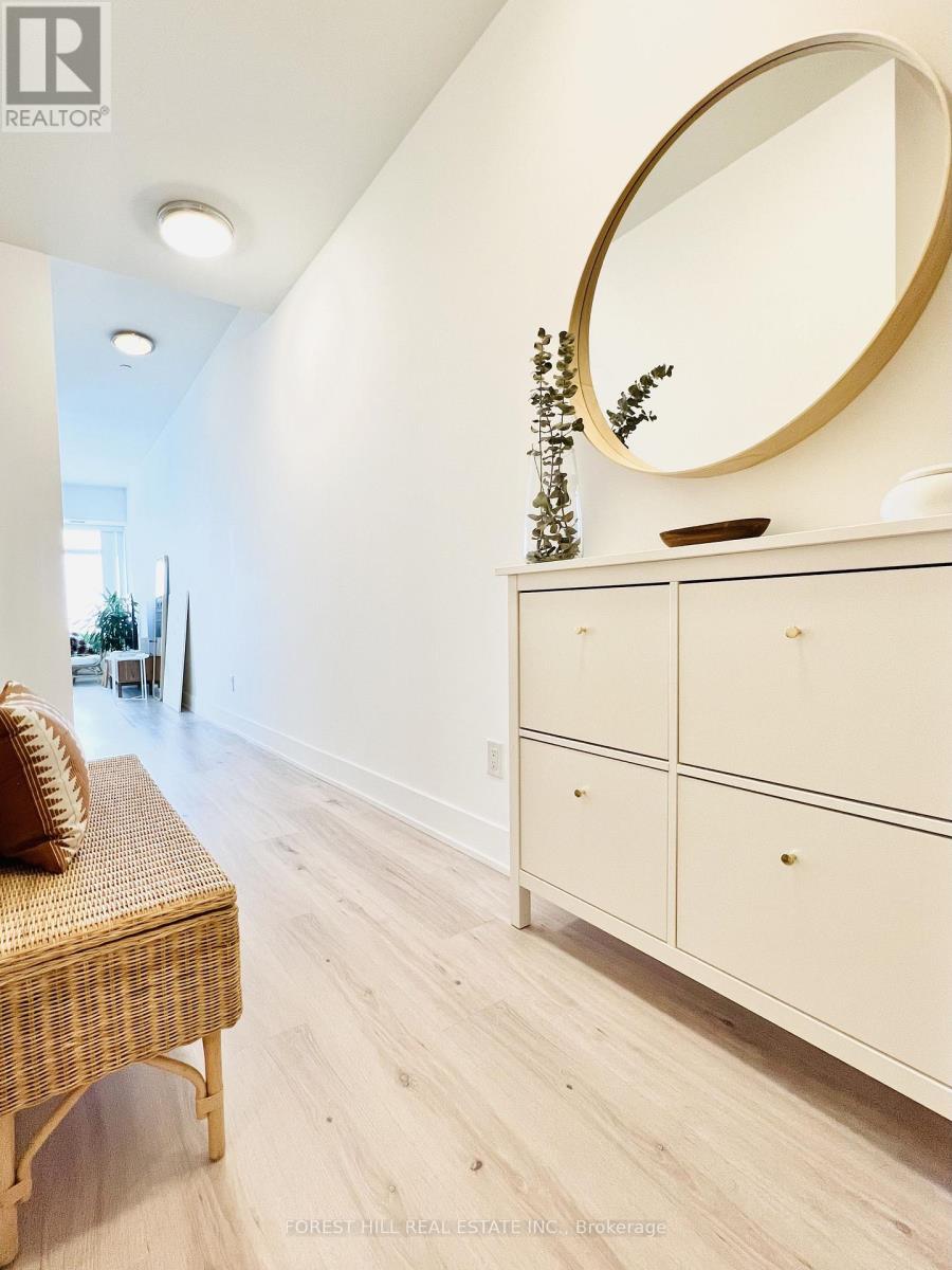 1627 - 111 St Clair Avenue W, Toronto, Ontario  M4V 1N5 - Photo 12 - C12575486