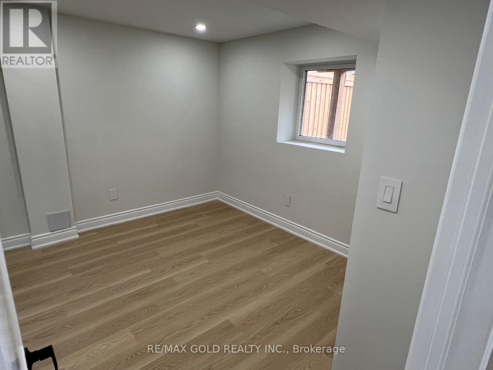 Bsmt - 888 Rexton Drive, Oshawa, Ontario  L1L 0V1 - Photo 9 - E12576614