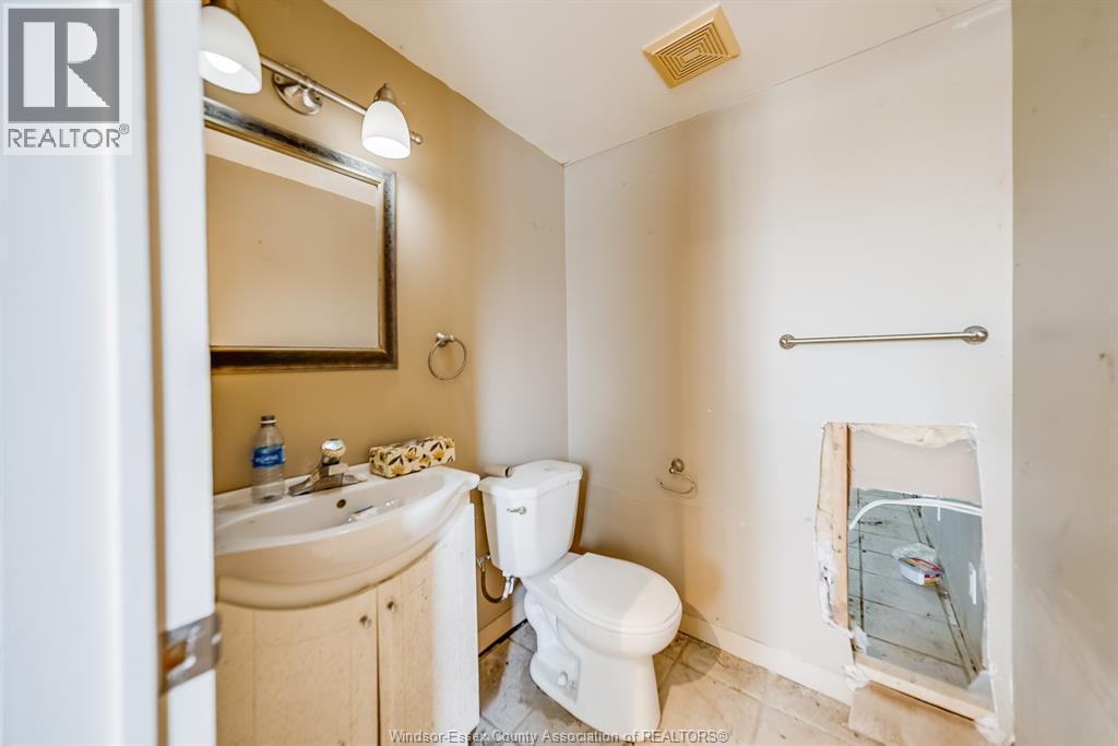 737-739 County Rd 2, Lakeshore, Ontario  N0R 1A0 - Photo 44 - 25030632