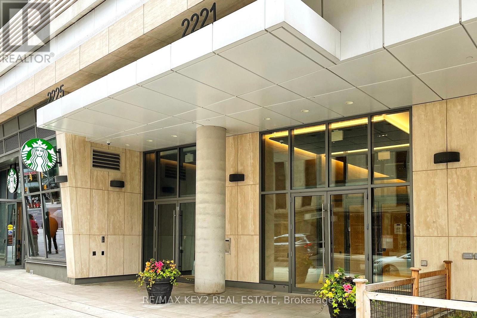 4904 - 2221 Yonge Street, Toronto, Ontario  M4S 0B8 - Photo 2 - C12577654