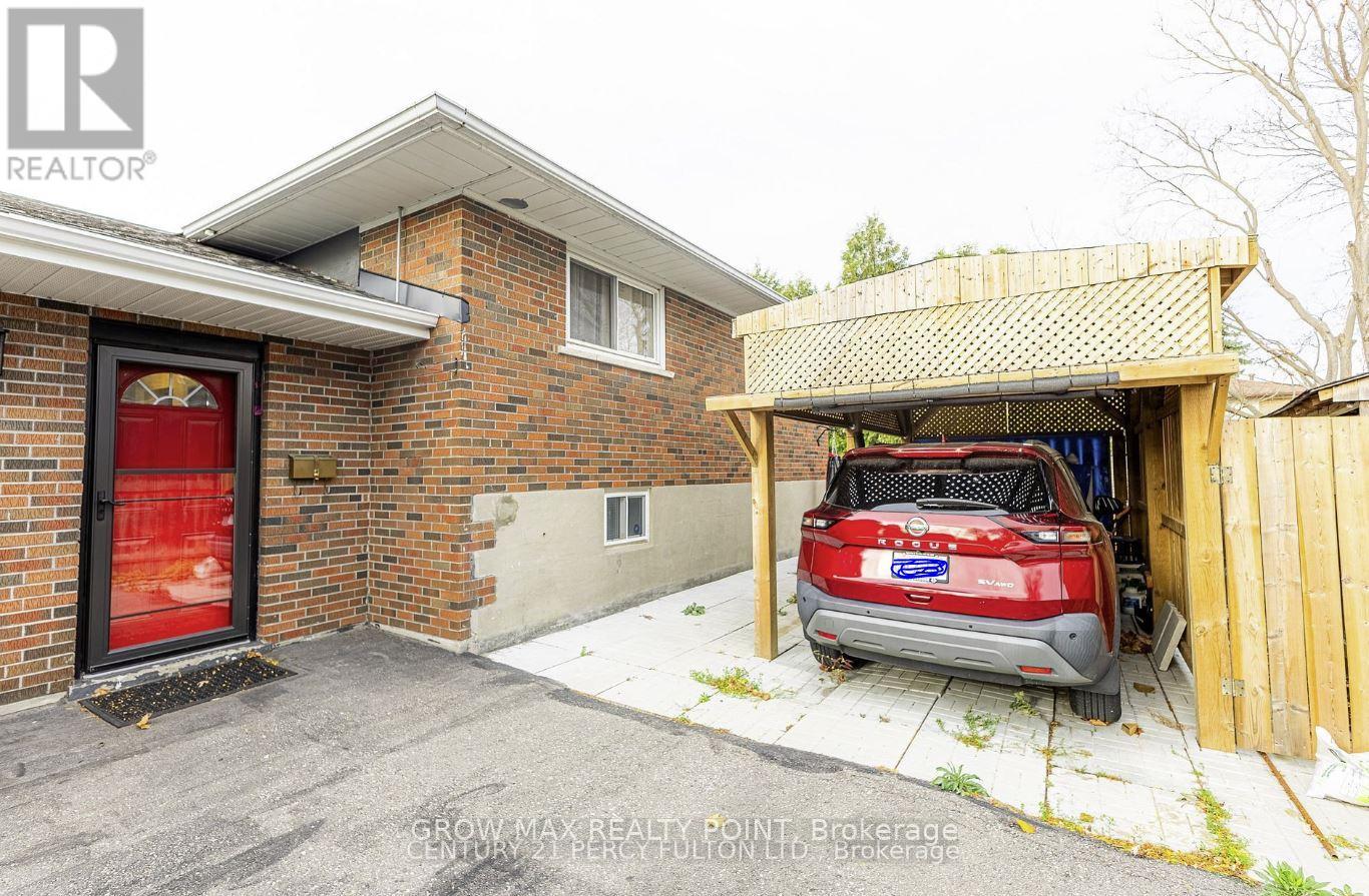 Upper - 14 Bluefin Crescent, Toronto, Ontario  M1H 2L1 - Photo 2 - E12577650