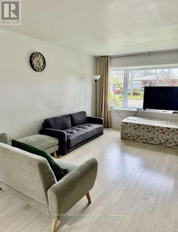 Upper - 14 Bluefin Crescent, Toronto, Ontario  M1H 2L1 - Photo 4 - E12577650