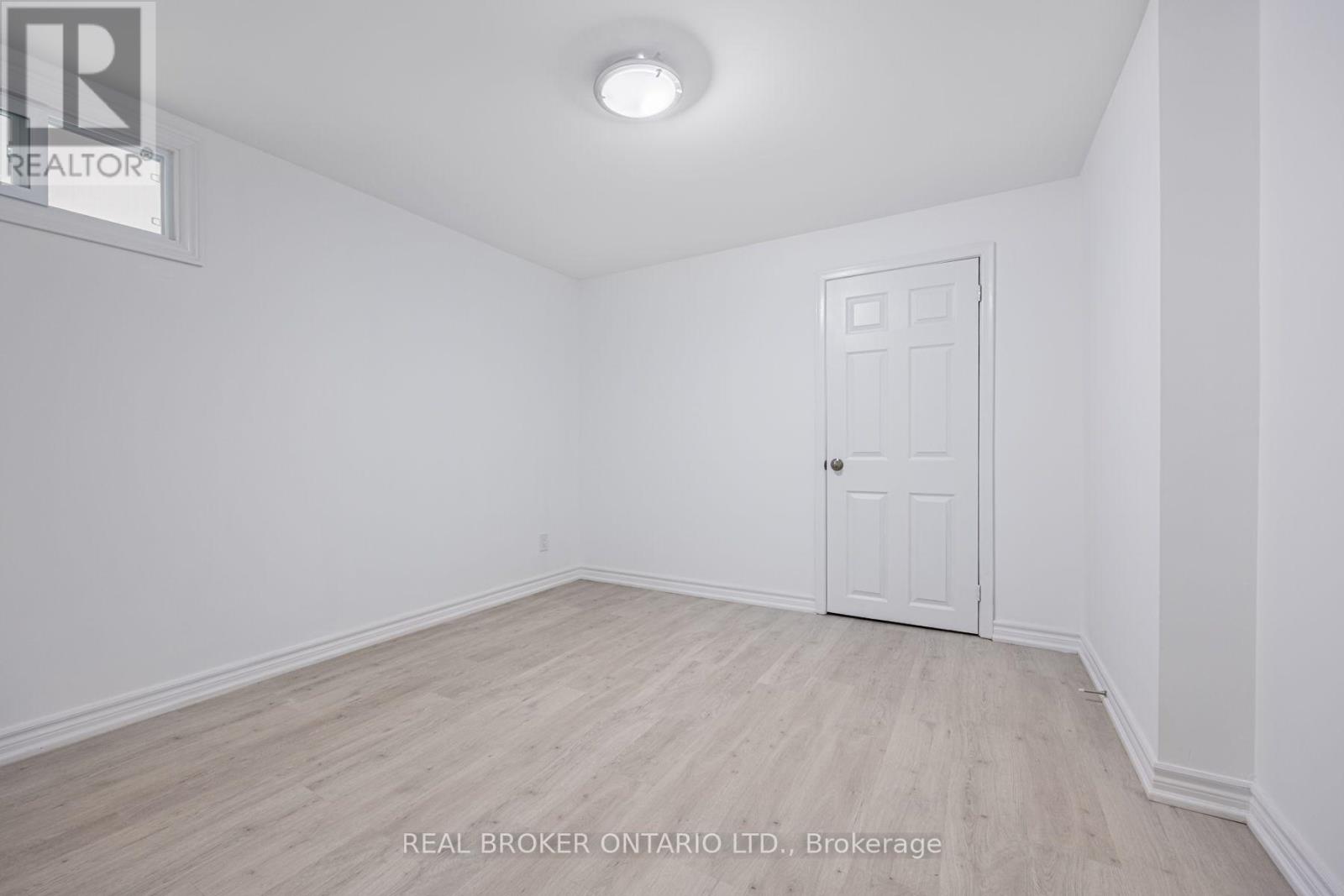 Bsmt - 18 Shropshire Drive, Toronto, Ontario  M1P 1Y7 - Photo 14 - E12418434