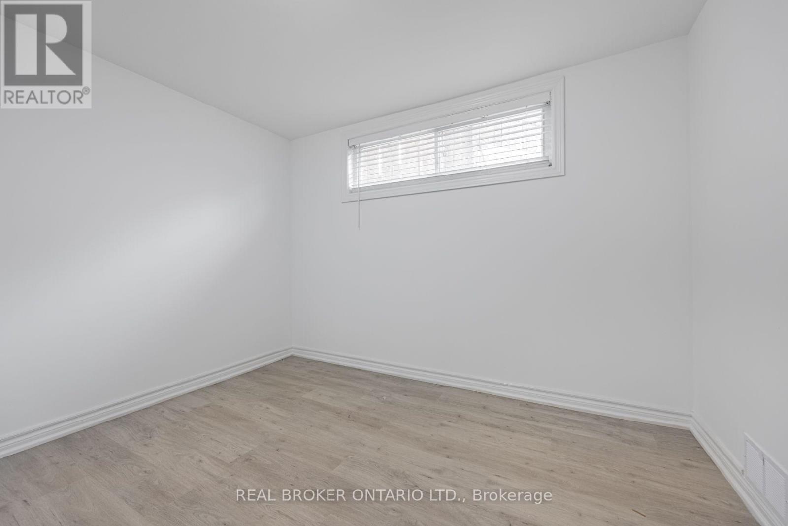 Bsmt - 18 Shropshire Drive, Toronto, Ontario  M1P 1Y7 - Photo 16 - E12418434