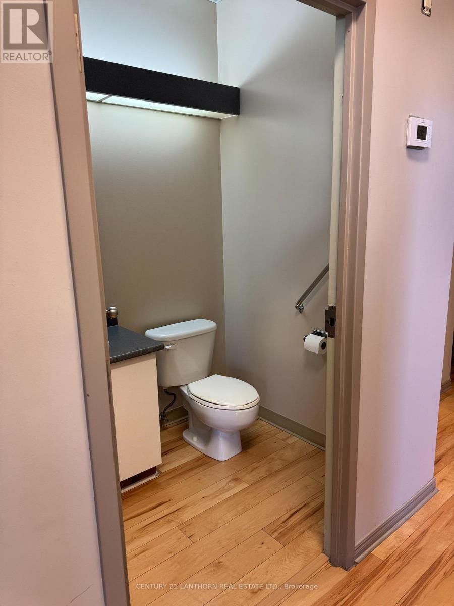 8 - Unit 8 - 389 Picton Main Street, Prince Edward County, Ontario  K0K 2T0 - Photo 16 - X12565444