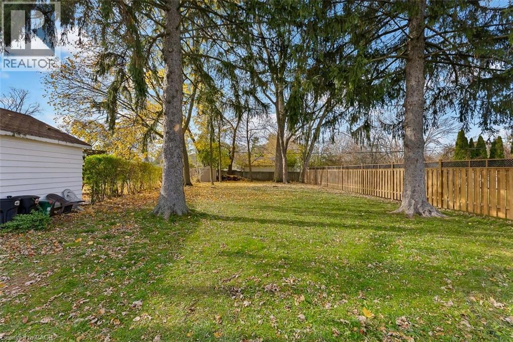 6 Hallcrest Avenue, St. Catharines, Ontario  L2N 1V5 - Photo 4 - 40790490