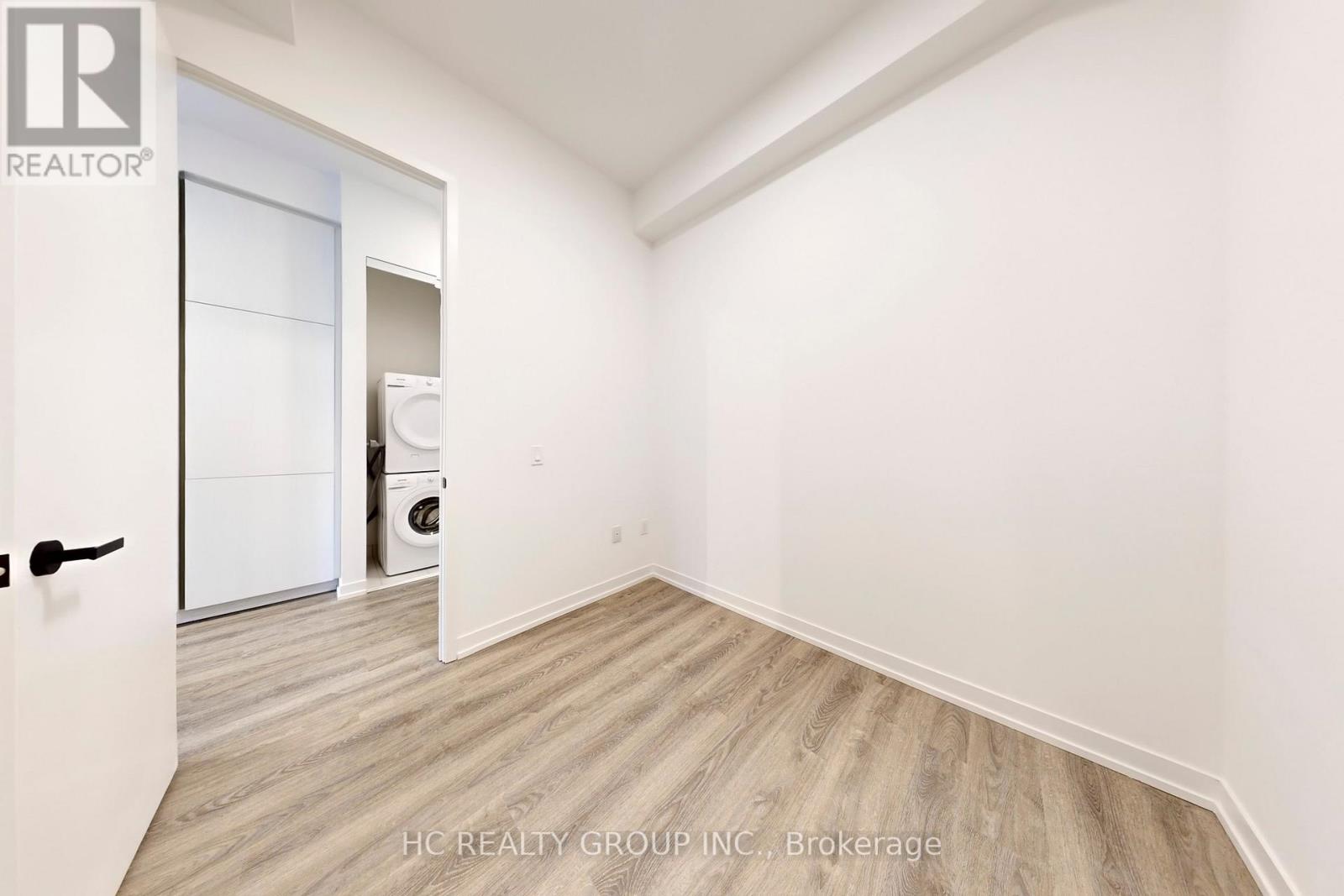 2710 - 8 Interchange Way, Vaughan, Ontario  L4K 0R2 - Photo 12 - N12577640