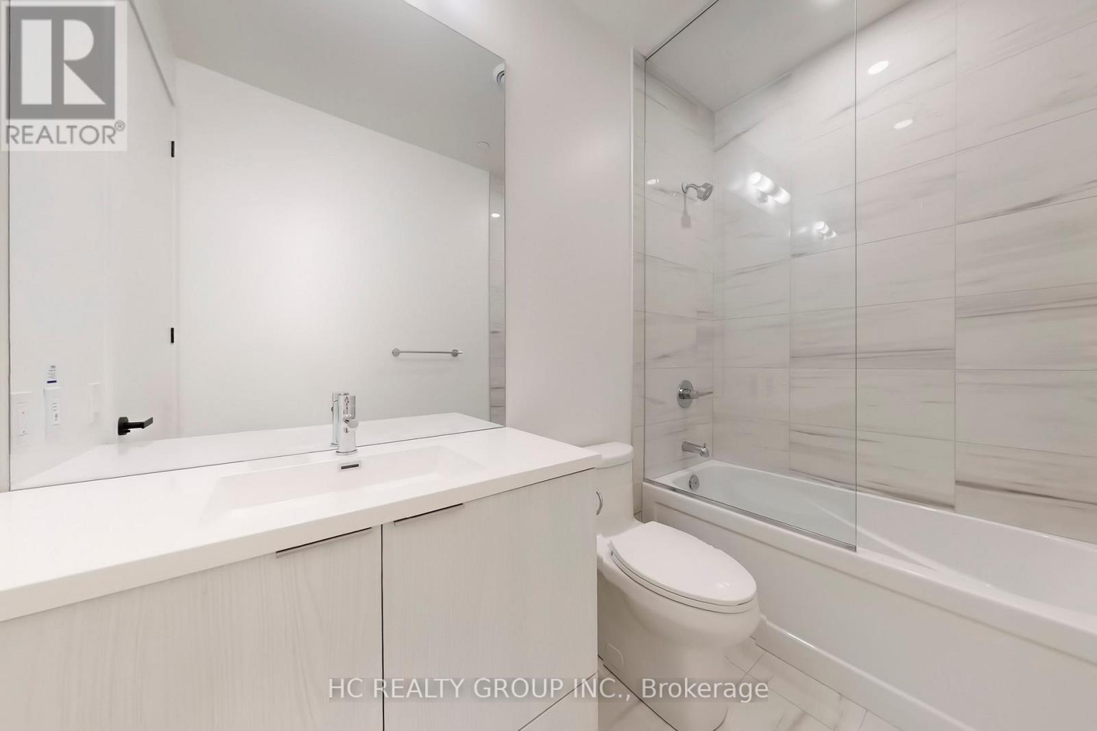 2710 - 8 Interchange Way, Vaughan, Ontario  L4K 0R2 - Photo 13 - N12577640