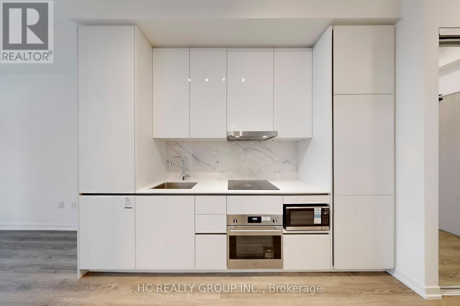 2710 - 8 Interchange Way, Vaughan, Ontario  L4K 0R2 - Photo 5 - N12577640