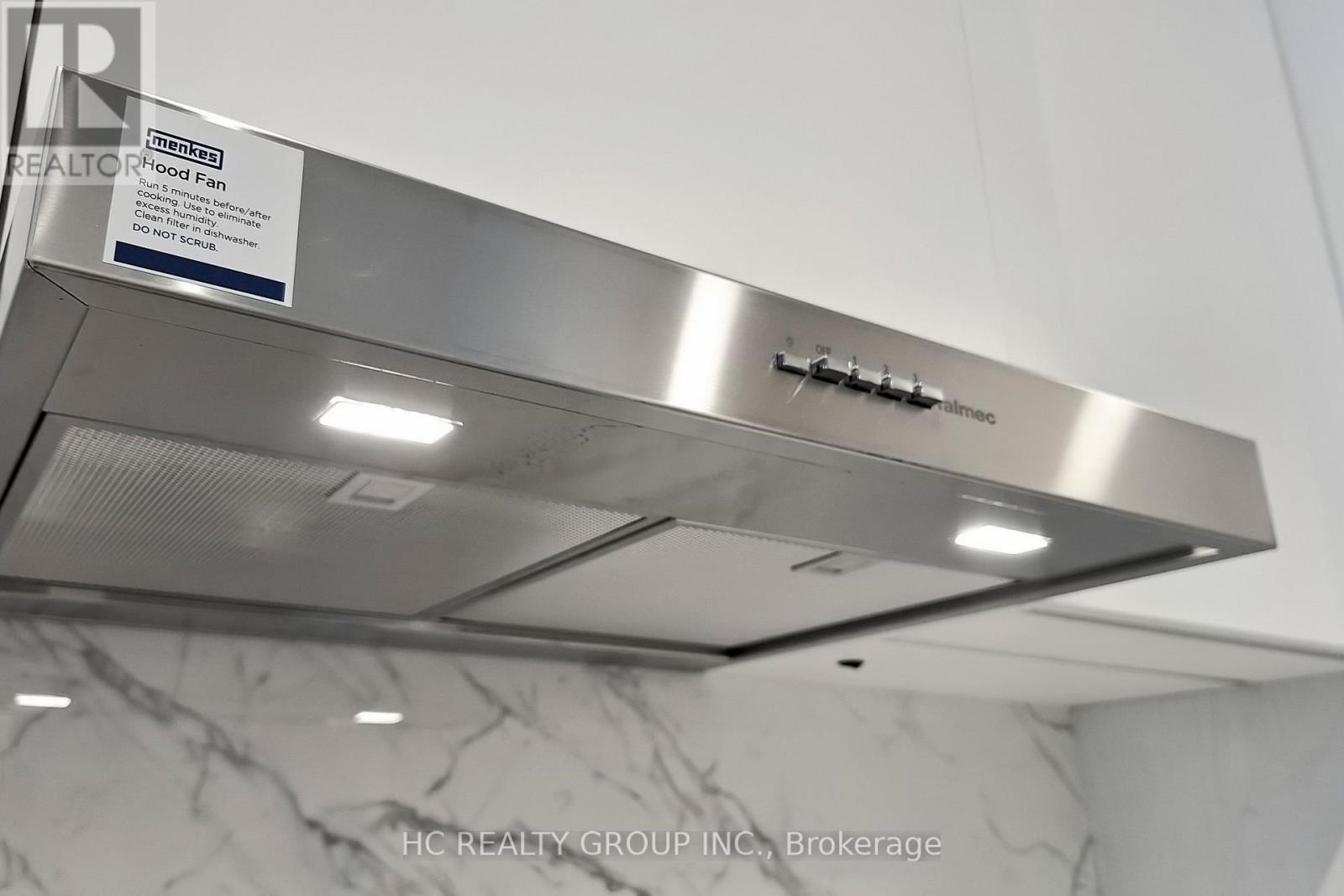 2710 - 8 Interchange Way, Vaughan, Ontario  L4K 0R2 - Photo 8 - N12577640