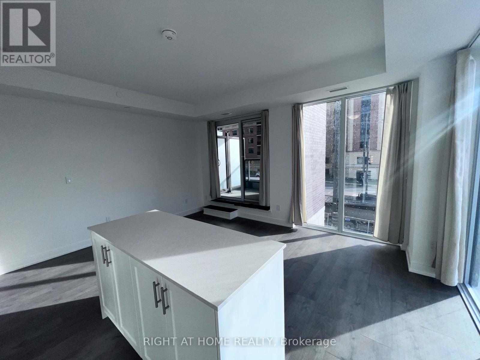 A215 - 705 Davis Drive, Newmarket, Ontario  L3Y 0J1 - Photo 12 - N12577684