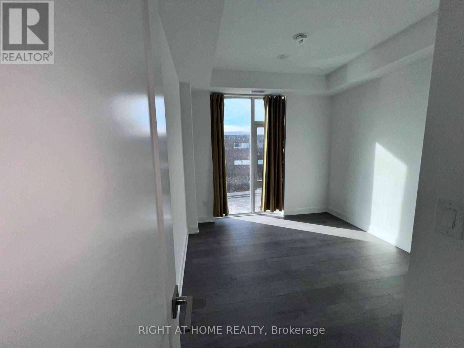 A215 - 705 Davis Drive, Newmarket, Ontario  L3Y 0J1 - Photo 19 - N12577684