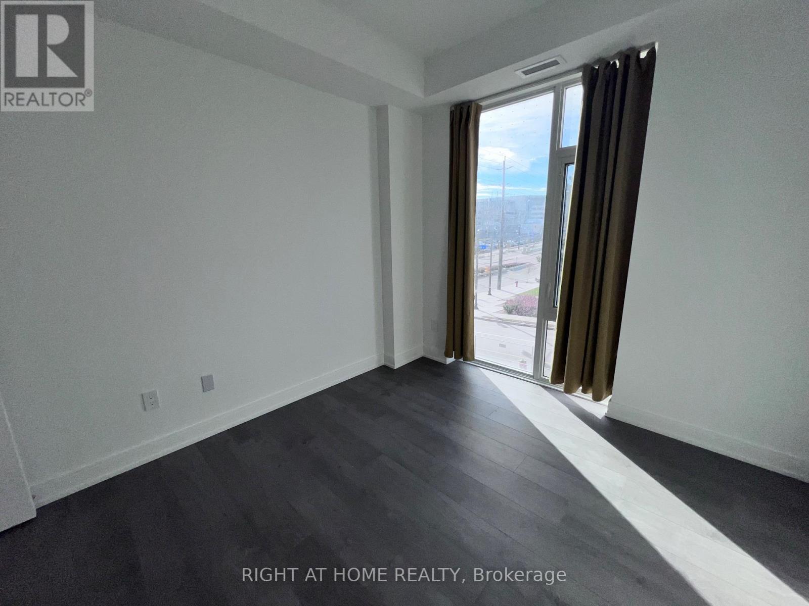 A215 - 705 Davis Drive, Newmarket, Ontario  L3Y 0J1 - Photo 20 - N12577684