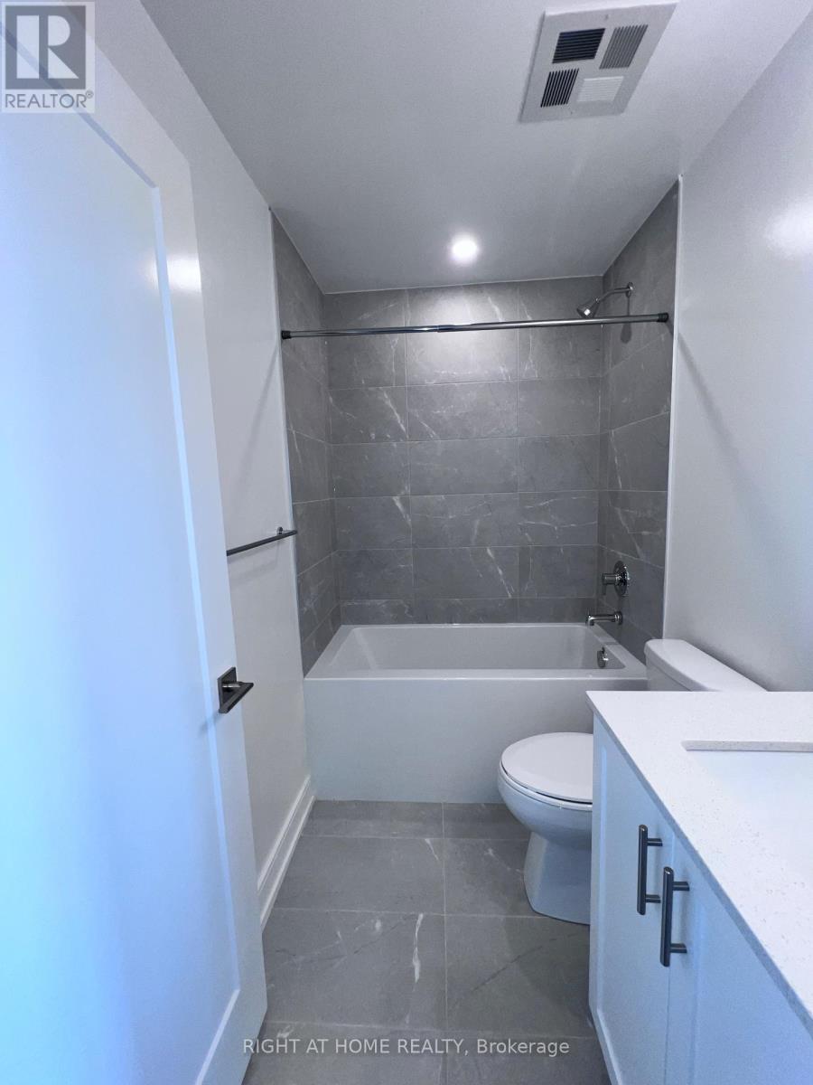 A215 - 705 Davis Drive, Newmarket, Ontario  L3Y 0J1 - Photo 21 - N12577684