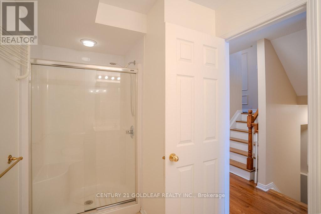 4 Schoolhouse Private, Ottawa, Ontario  K1M 2J5 - Photo 34 - X12577276