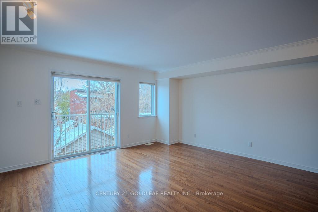 4 Schoolhouse Private, Ottawa, Ontario  K1M 2J5 - Photo 7 - X12577276