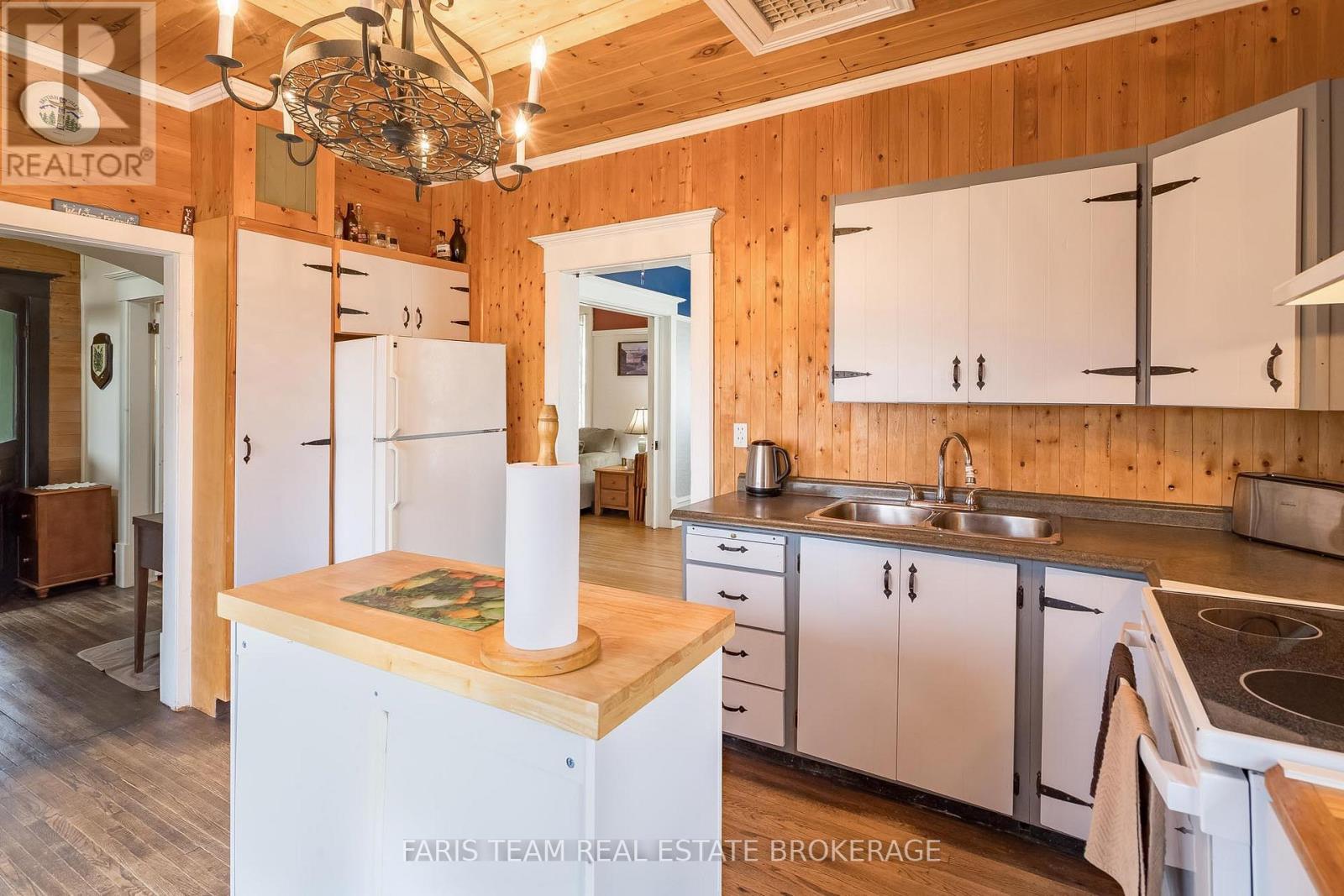 307 Albert Street, Tay, Ontario  L0K 2A0 - Photo 10 - S12577660