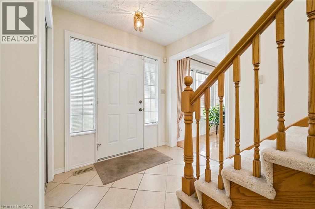 172 Mayberry Court, Waterloo, Ontario  N2K 3K2 - Photo 5 - 40781283