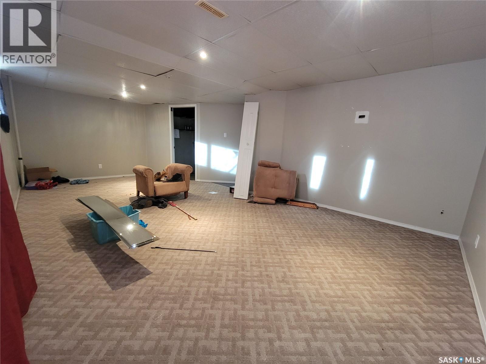 4820 46th Street, Lloydminster, Saskatchewan  S9V 0N7 - Photo 17 - SK024717