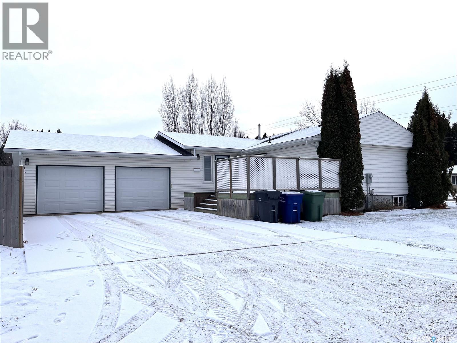 109 6th STREET E, nipawin, Saskatchewan