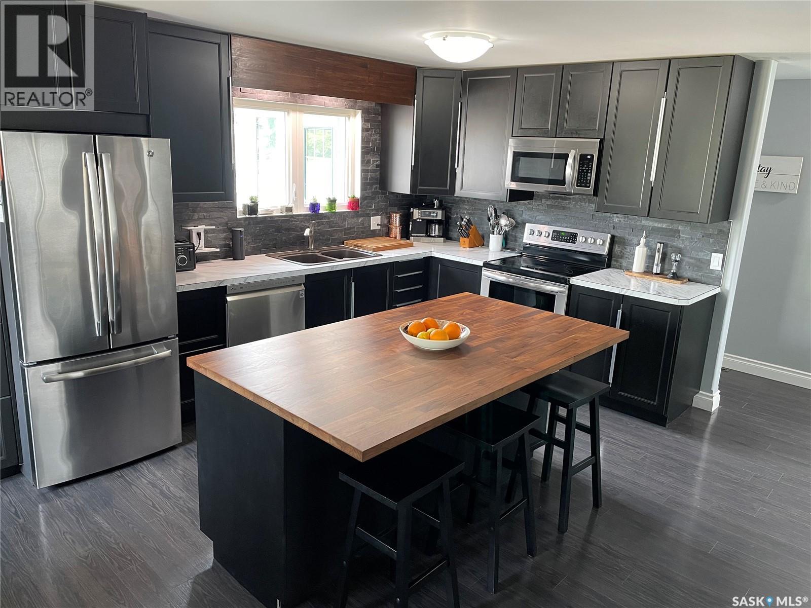 109 6th Street E, Nipawin, Saskatchewan  S0E 1E0 - Photo 19 - SK024590