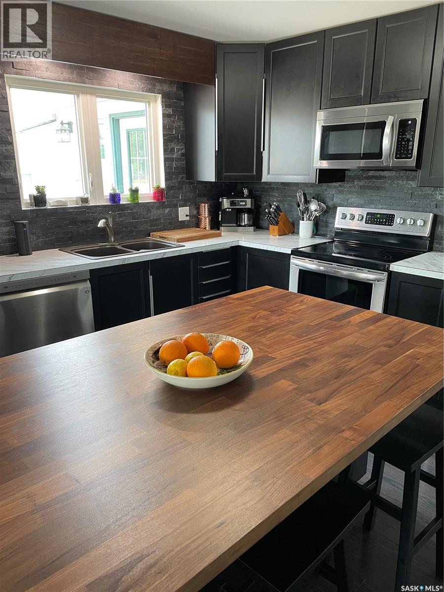 109 6th Street E, Nipawin, Saskatchewan  S0E 1E0 - Photo 22 - SK024590