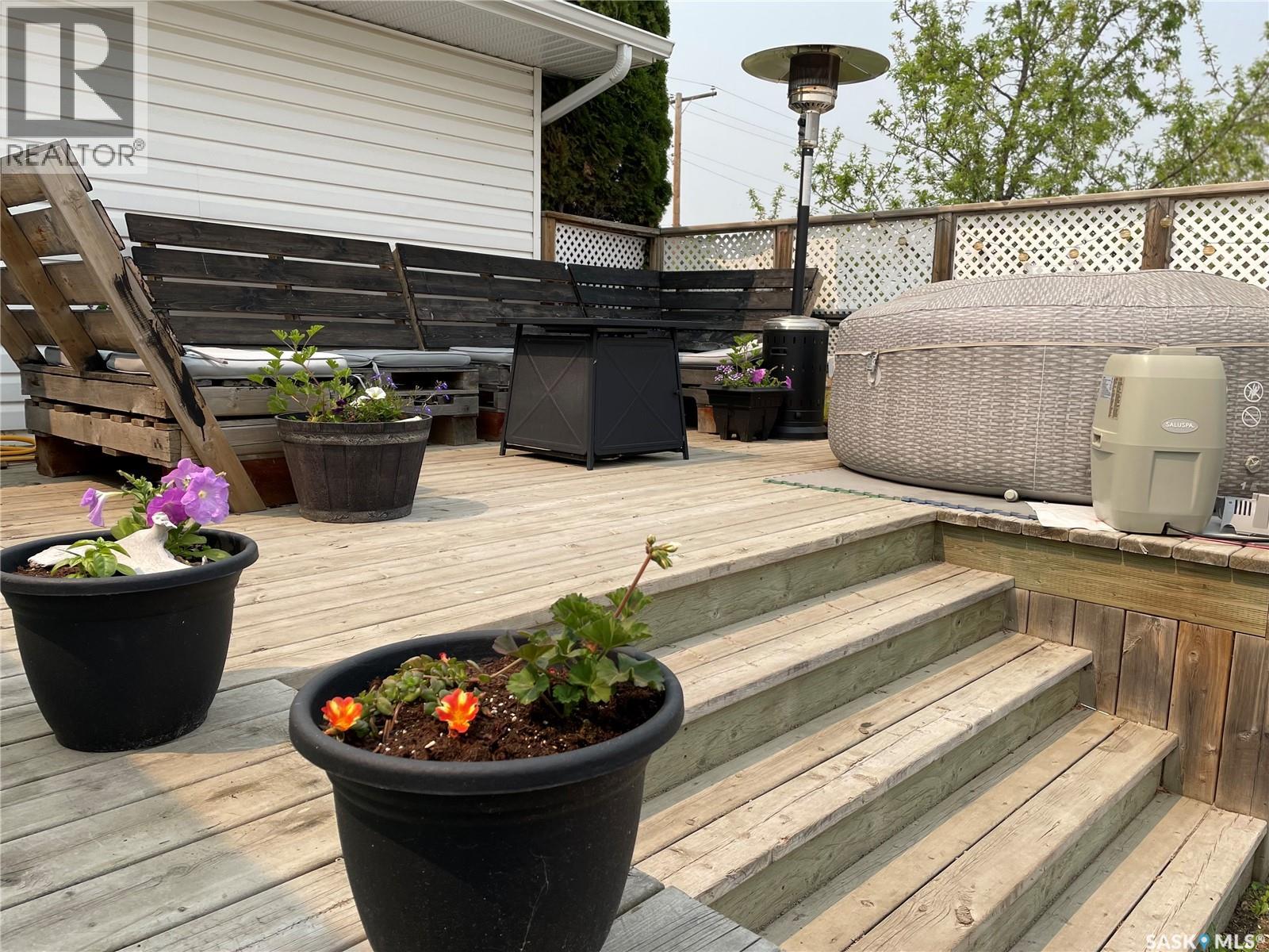 109 6th Street E, Nipawin, Saskatchewan  S0E 1E0 - Photo 47 - SK024590