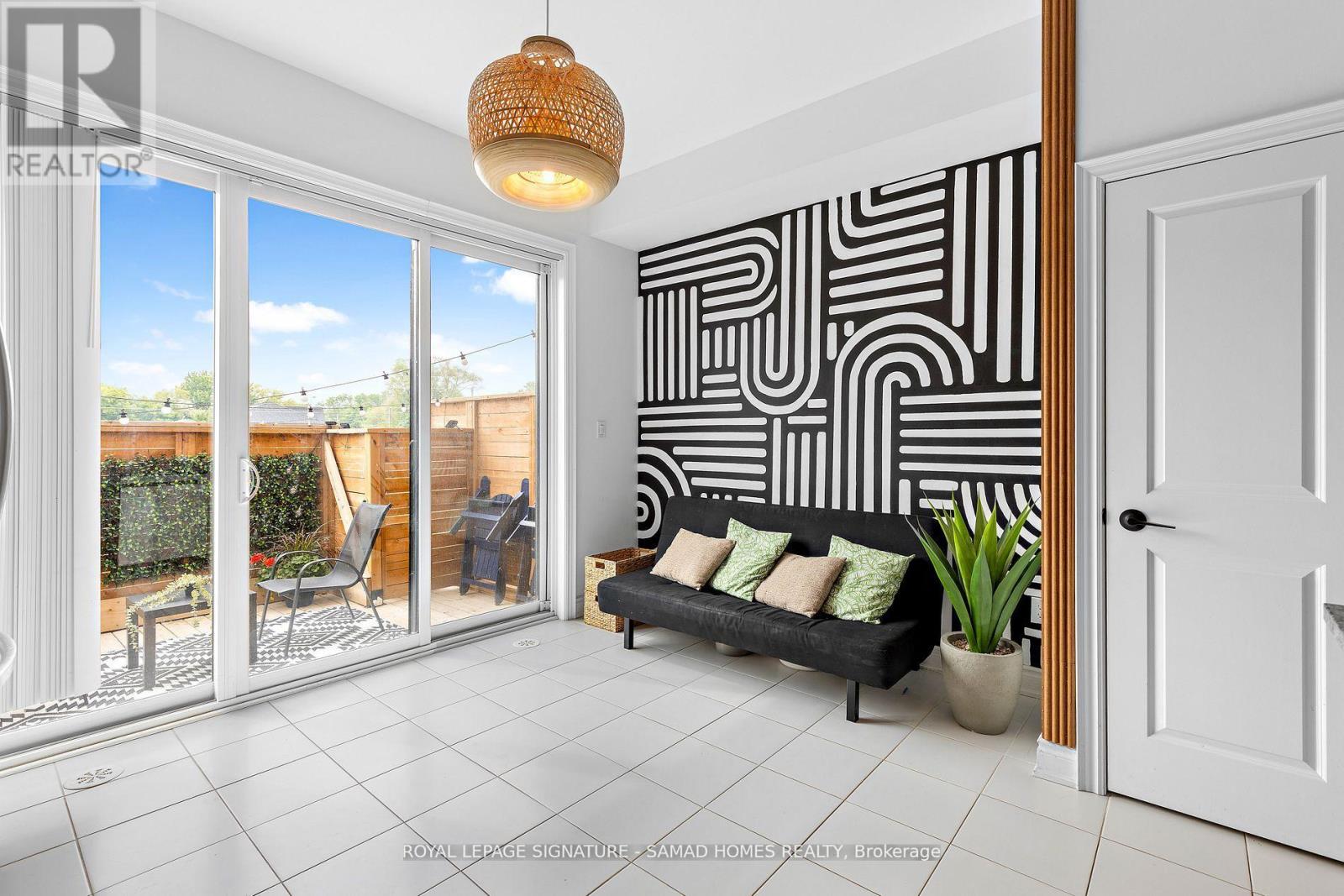 37 - 26 Lunar Crescent, Mississauga, Ontario  L5M 2R5 - Photo 11 - W12577656