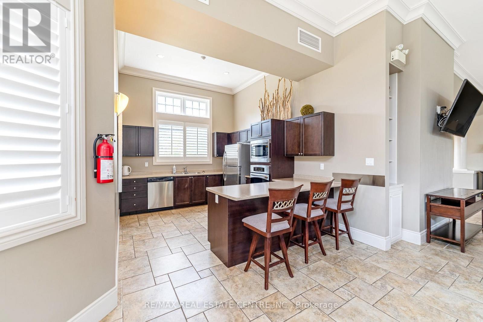 304 - 1360 Main Street E, Milton, Ontario  L9T 7S5 - Photo 25 - W12577692