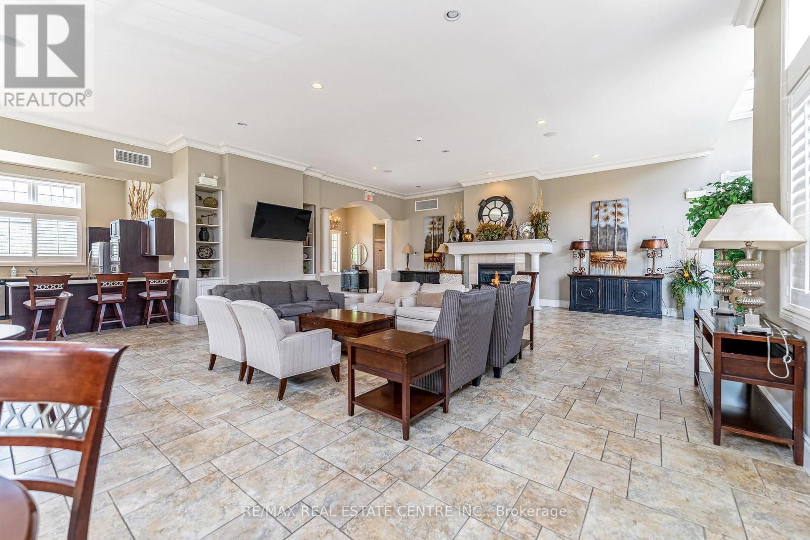 304 - 1360 Main Street E, Milton, Ontario  L9T 7S5 - Photo 26 - W12577692