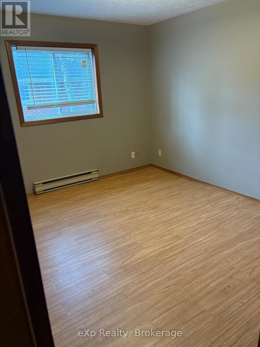 1 - 28 Absalom Street W, South Bruce, Ontario  N0G 2J0 - Photo 7 - X12576842