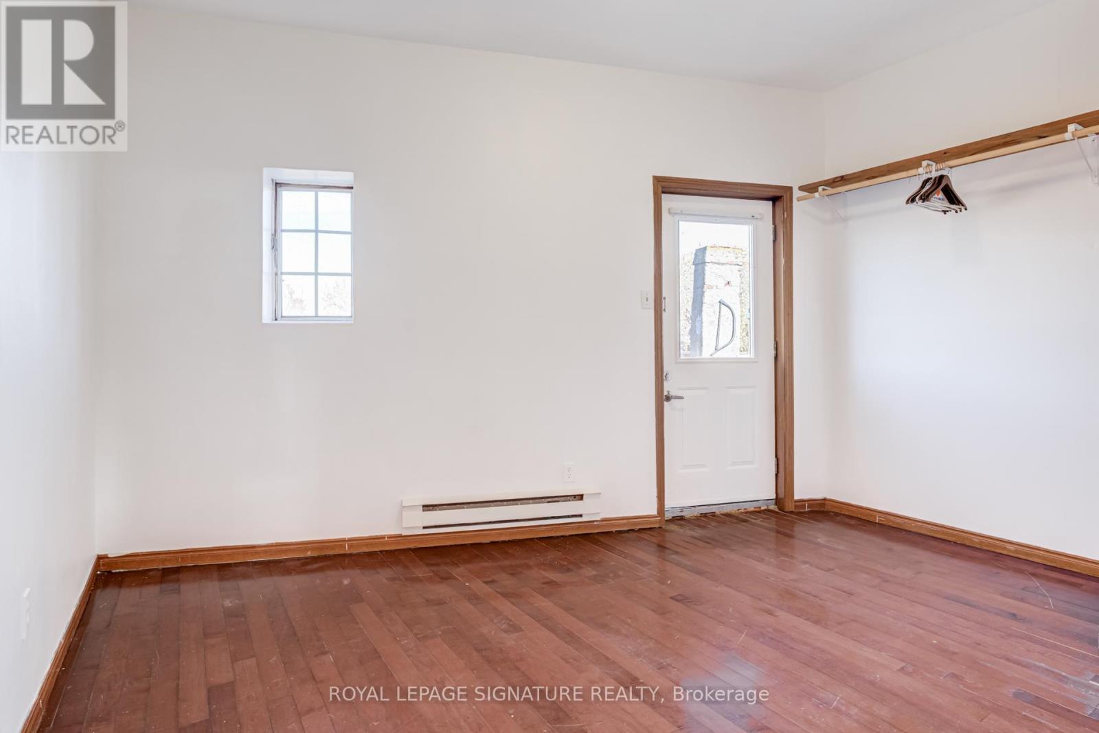 3 - 3038 Dundas Street W, Toronto, Ontario  M6P 1Z5 - Photo 10 - W12569574