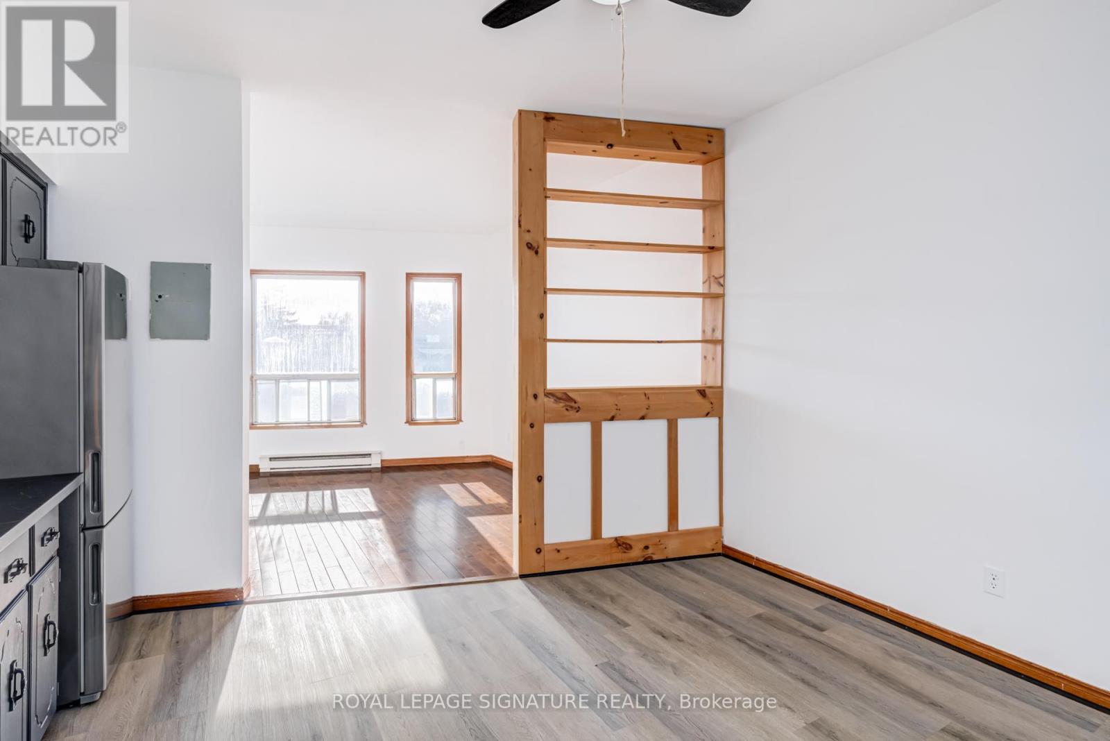 3 - 3038 Dundas Street W, Toronto, Ontario  M6P 1Z5 - Photo 3 - W12569574