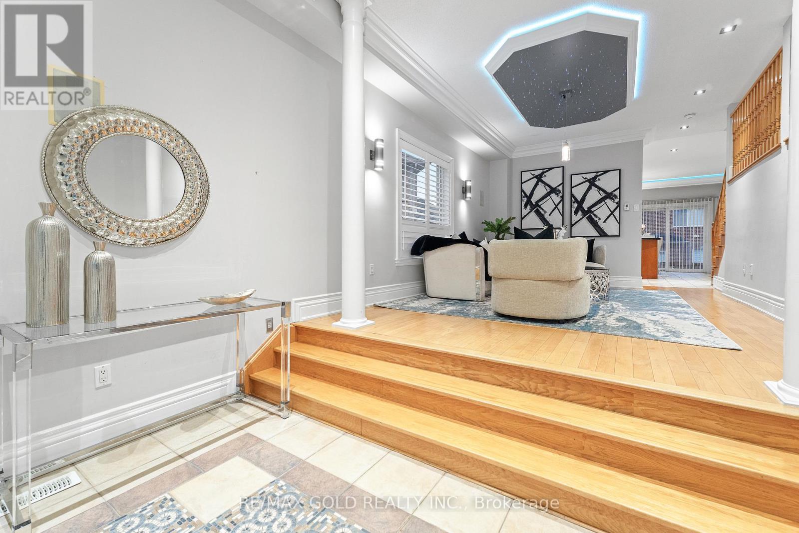 49 Sedgewick Circle, Brampton, Ontario  L7A 2P5 - Photo 10 - W12575586