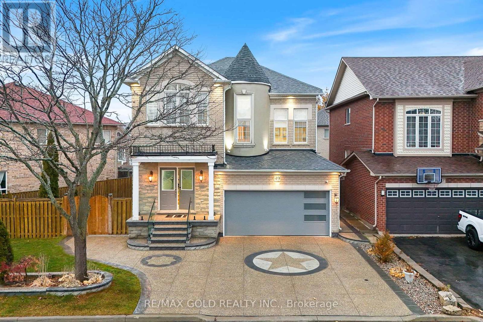 49 Sedgewick Circle, Brampton, Ontario  L7A 2P5 - Photo 3 - W12575586